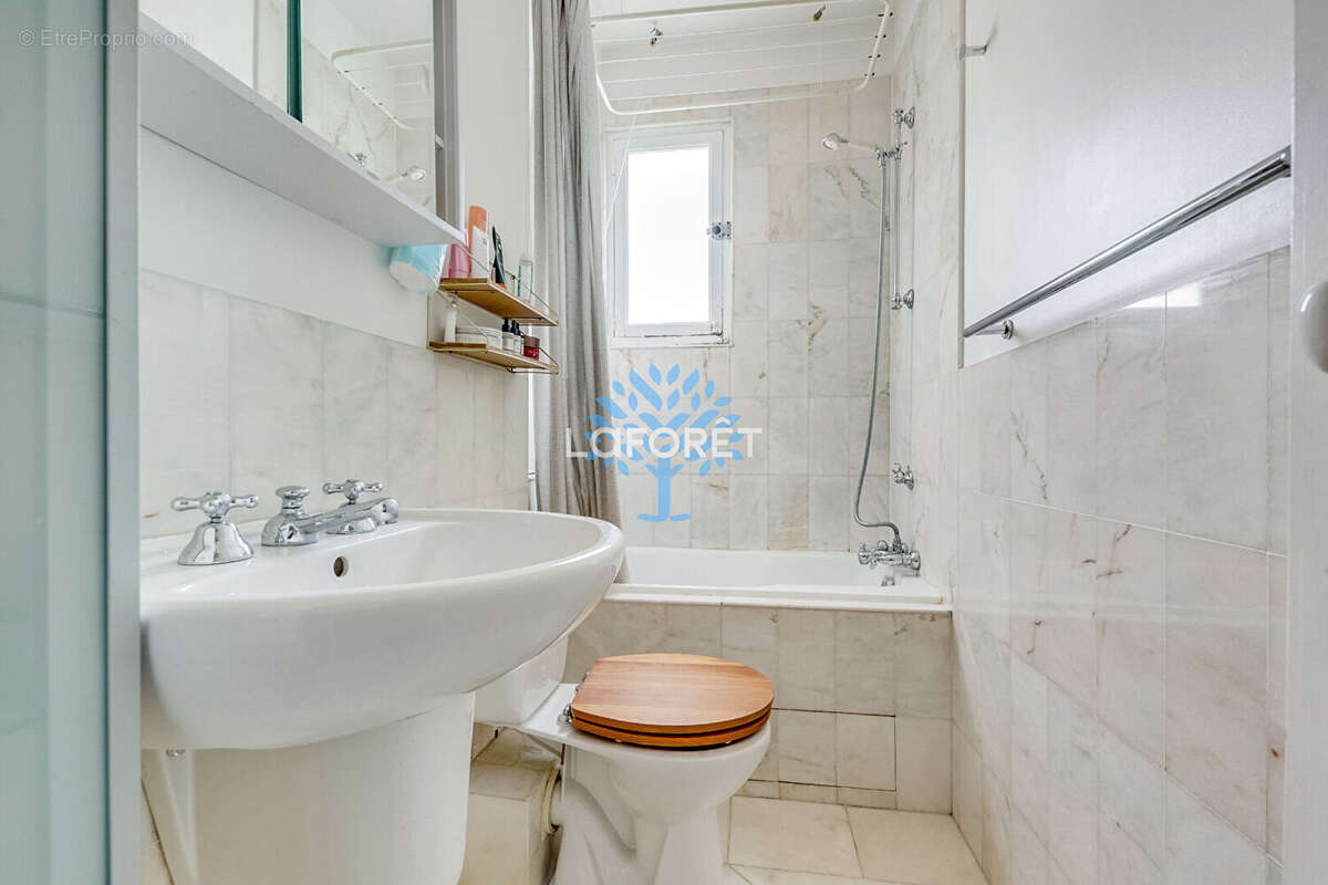 Appartement à PARIS-12E