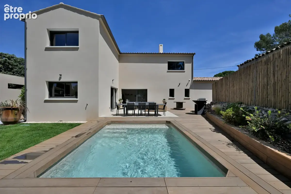 Maison - 172m2 - 6 pieces - photo 9