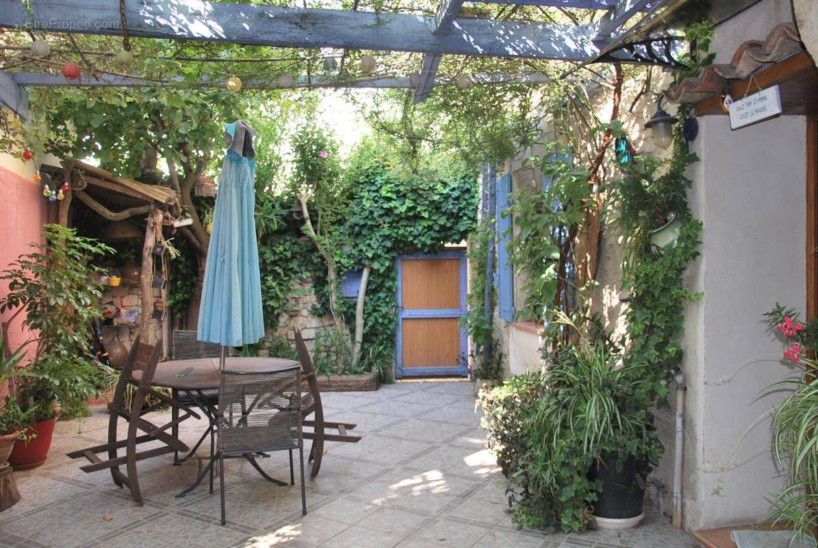 Maison à NIMES