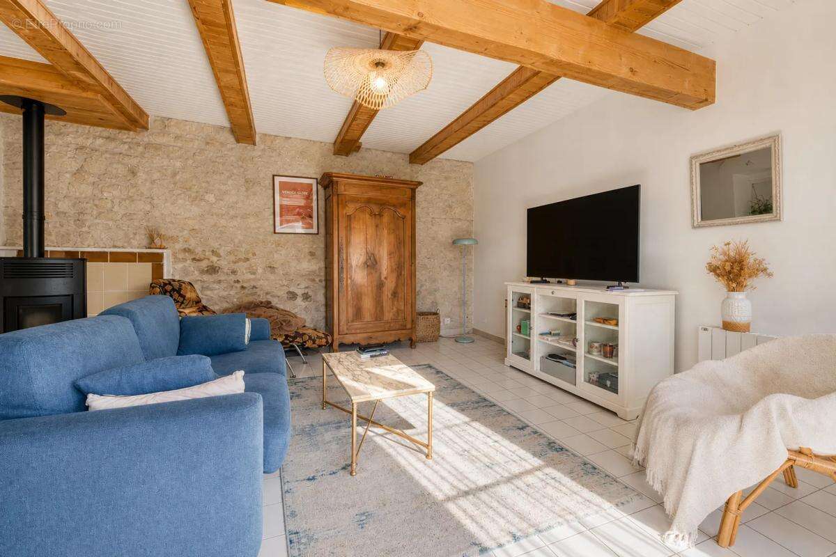 Ensemble immobilier de 8 pièces 141 m² à Dompierre-sur-Mer - photo 9