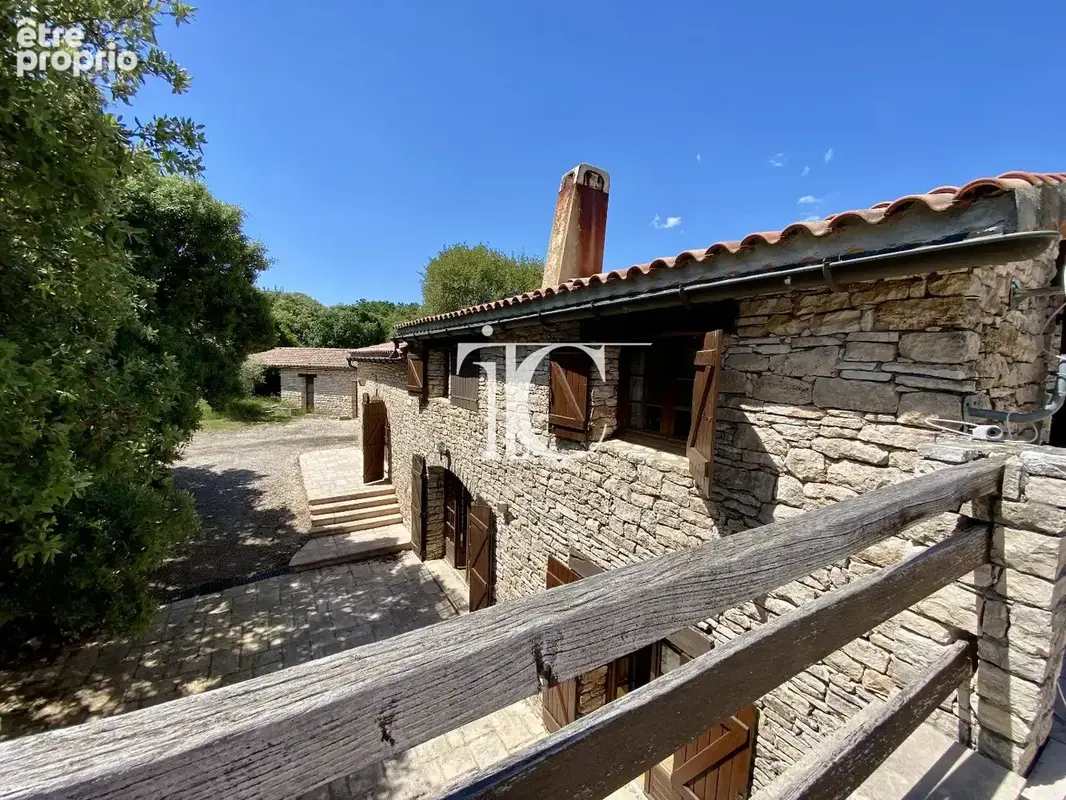 Entre barjac et uzes, maison avec vue panoramique, 4 chambres, piscine, sur 4050m2 - photo 17