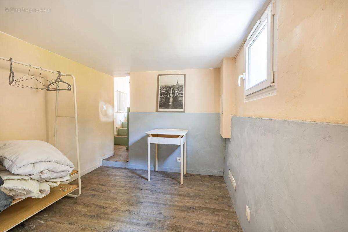 Maison à ISSY-LES-MOULINEAUX