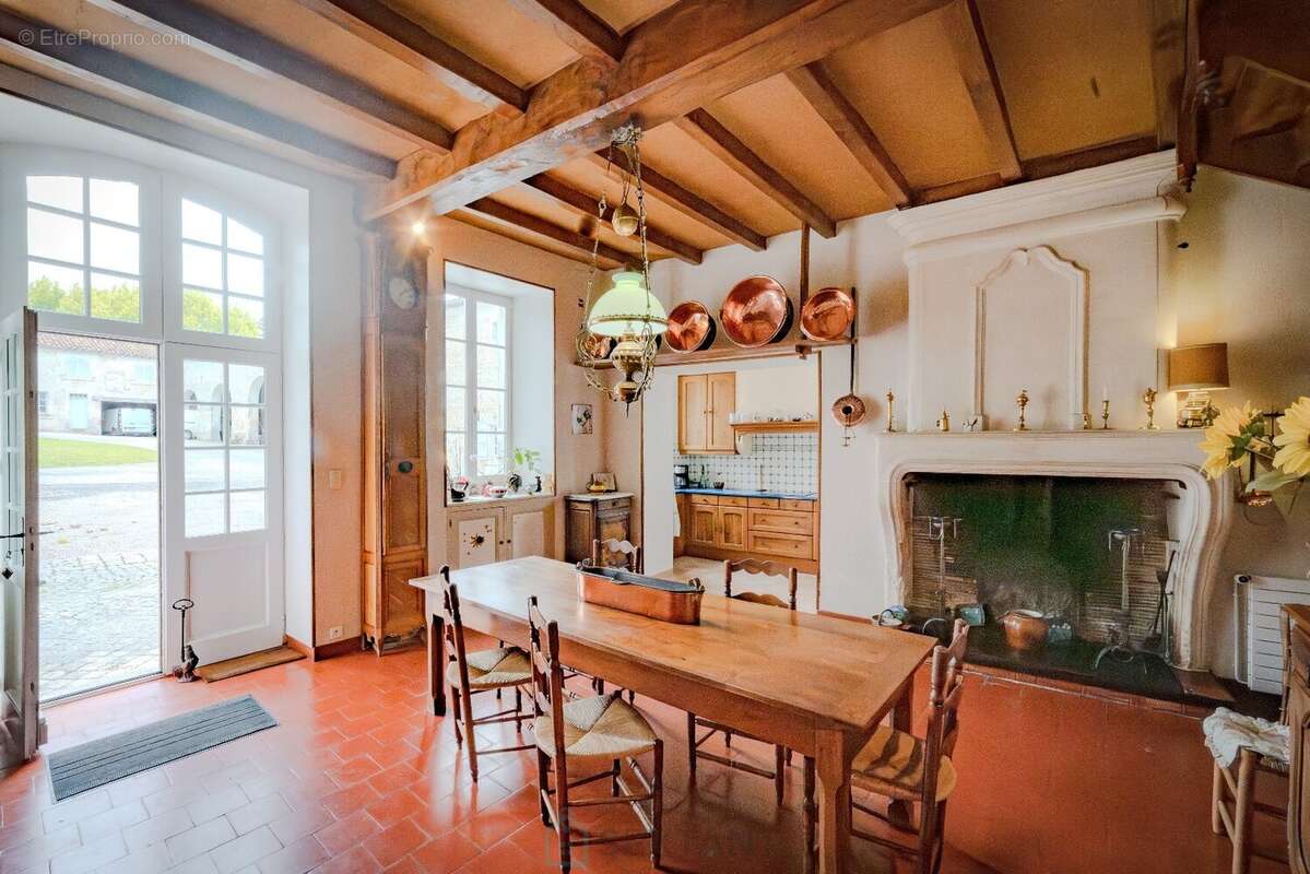 Magnifique propriete avec maison de maitre et dependances sur  + de 3 ha - photo 13