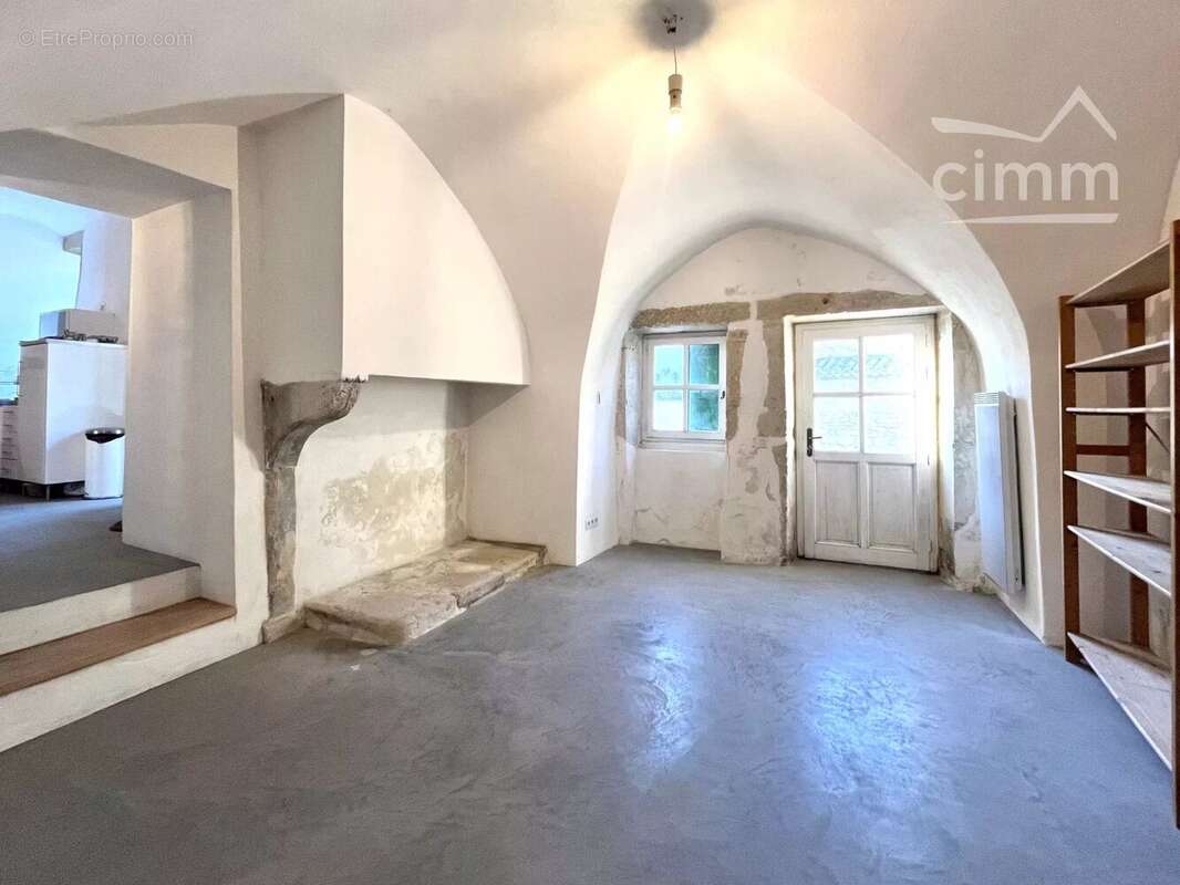 Maison à CHAMARET