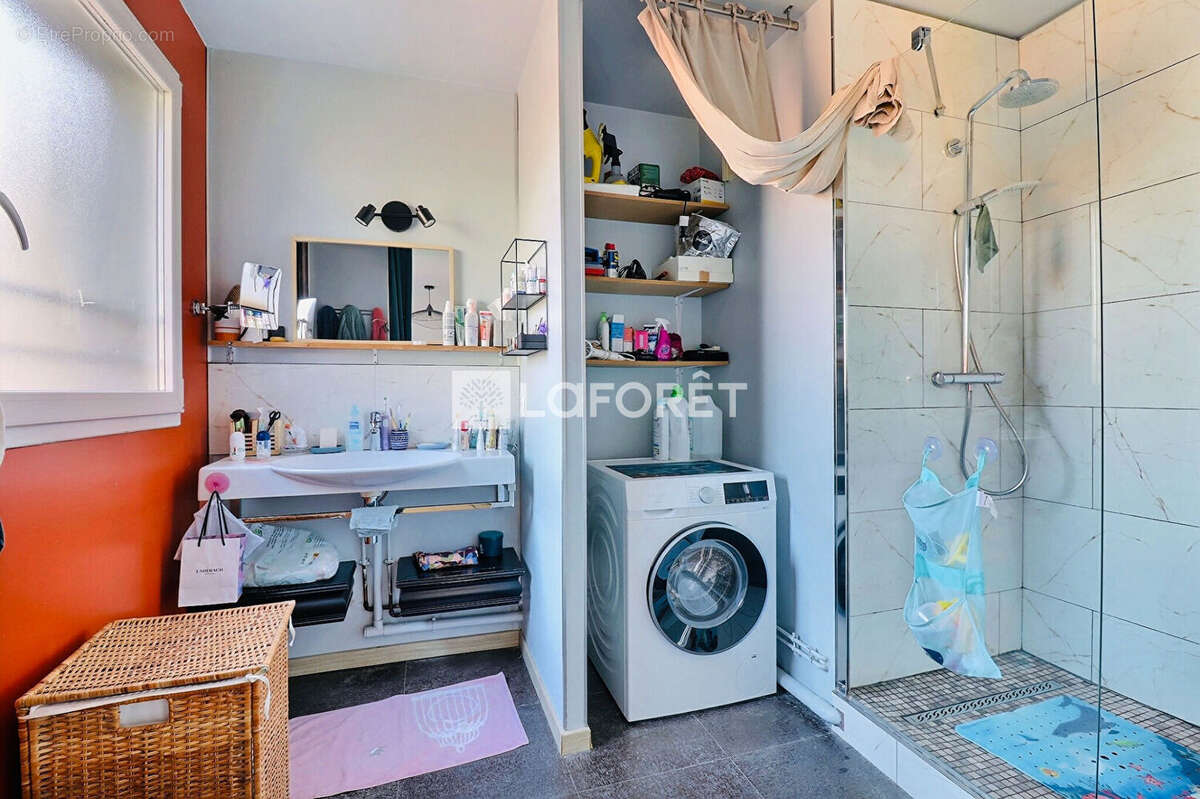 Appartement St Denis 4 pièce(s) 84m2 - photo 13