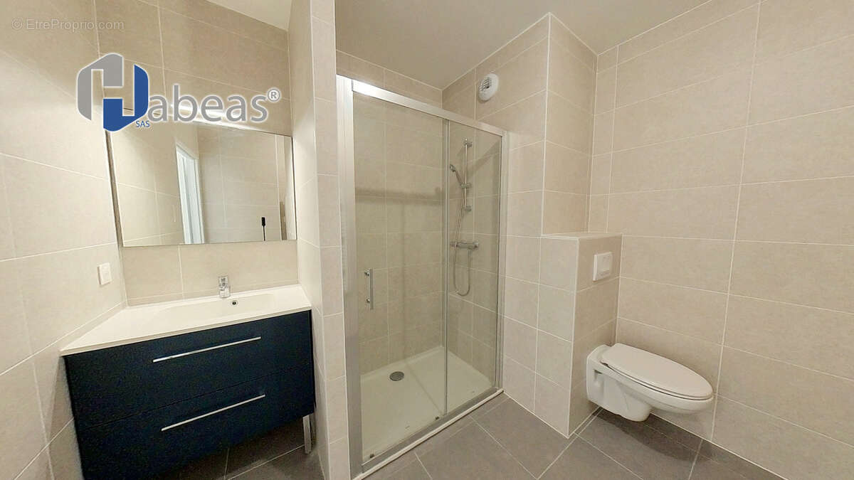 Appartement à LYON-8E