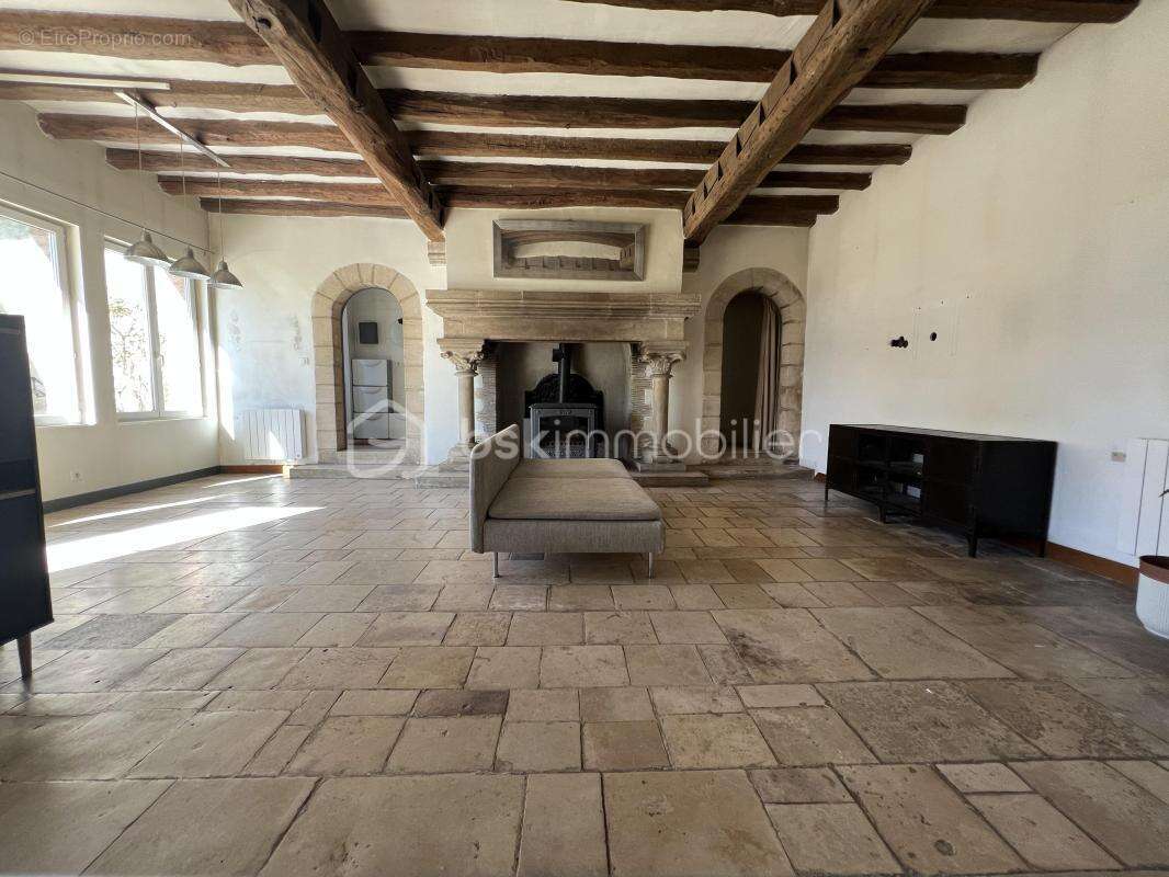 Maison à BAZAINVILLE