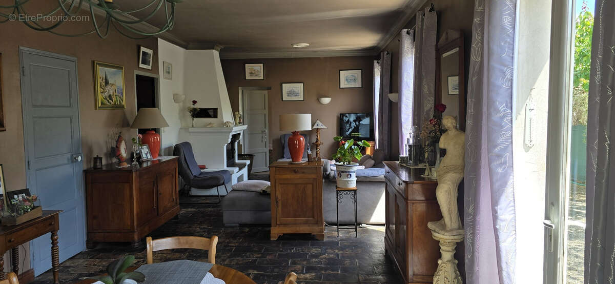 Maison à MORIERES-LES-AVIGNON