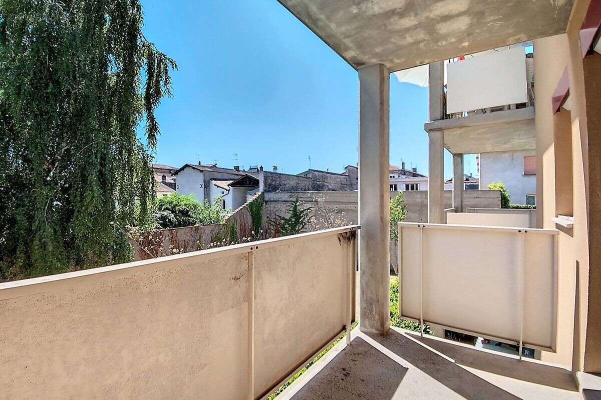 Appartement à BELLEVILLE