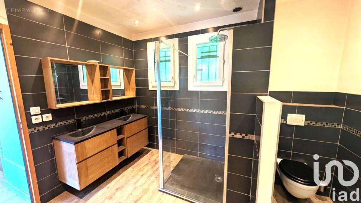 Photo 8 - Maison à MONTENDRE