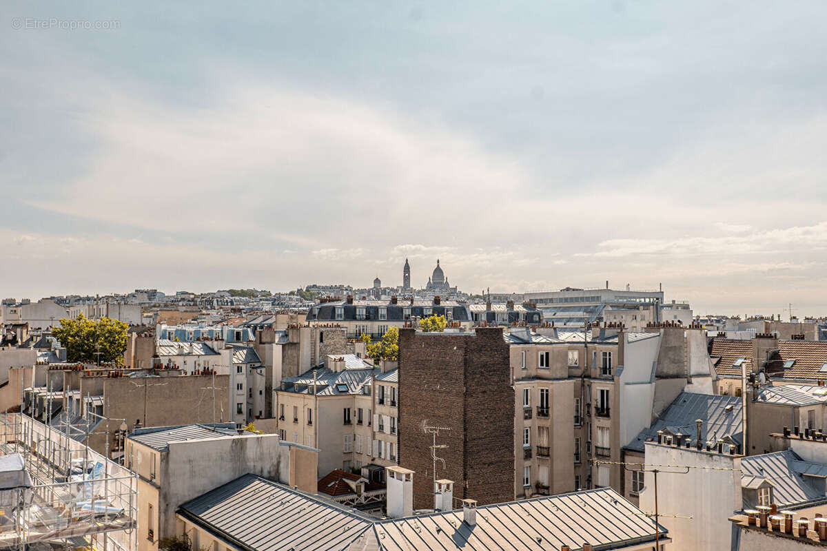 Appartement à PARIS-17E