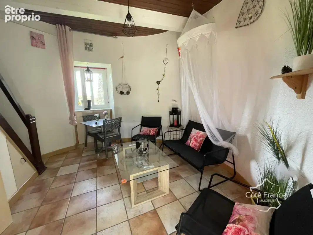 Auberge familiale de 8 chambres avec dépendances dans un lie - photo 10