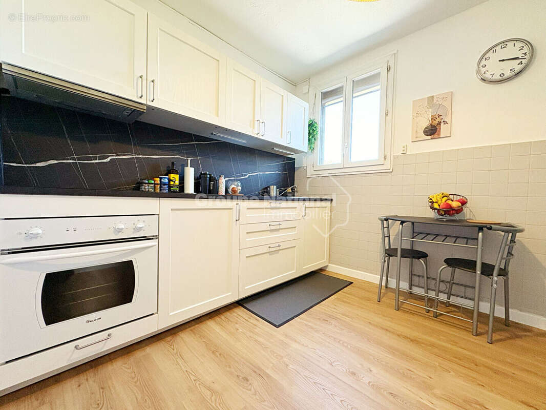 Appartement à SALON-DE-PROVENCE