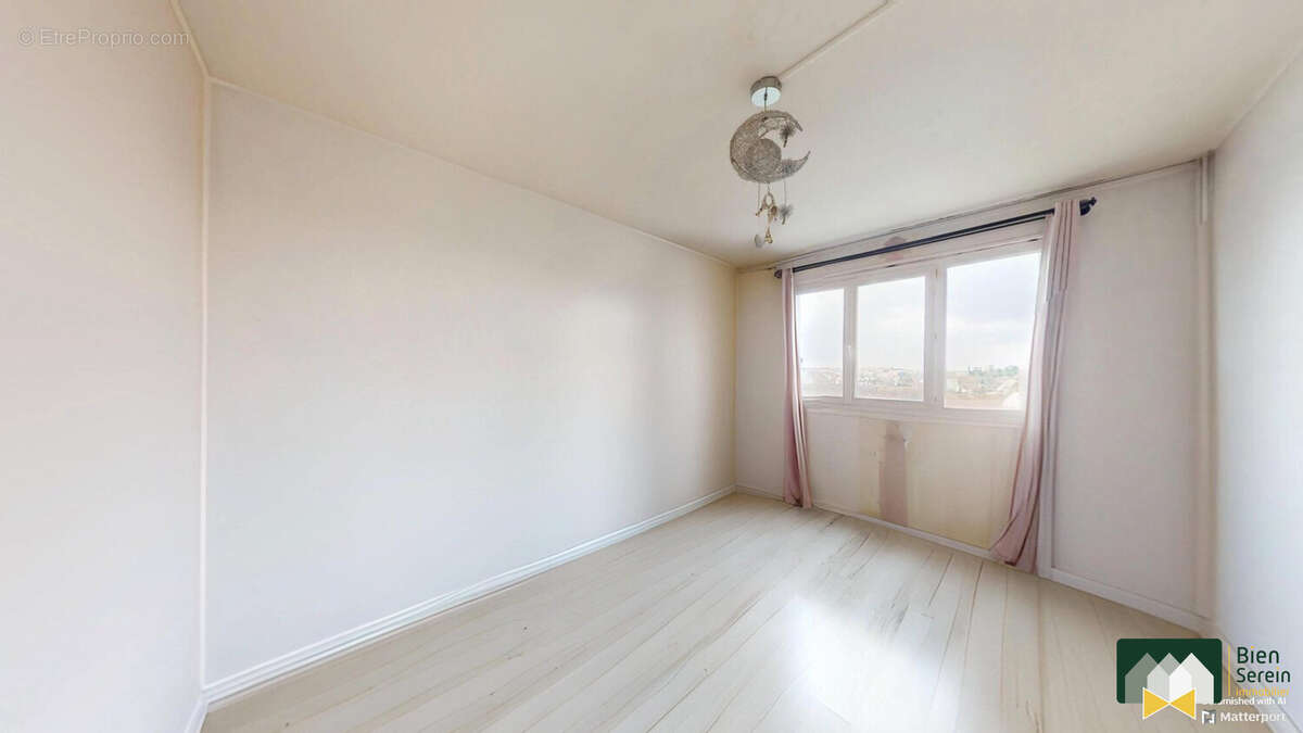 Appartement à MAINVILLIERS