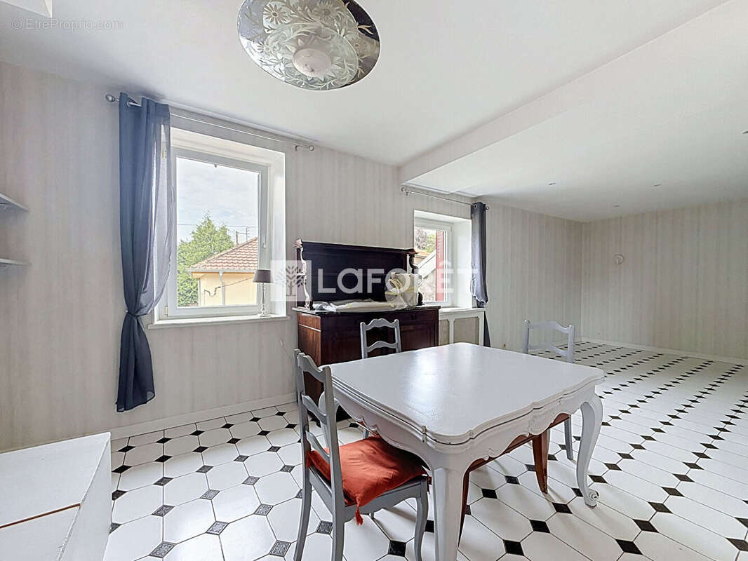 Maison Neufchâteau 3 pièces 113 m2 - photo 5