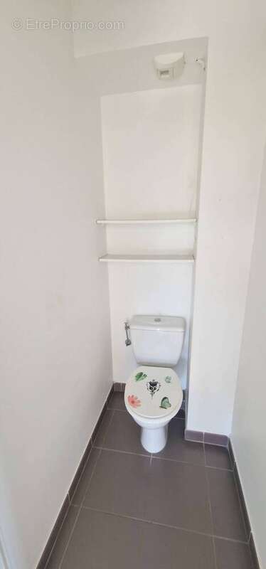 Appartement à ROQUEBRUNE-SUR-ARGENS