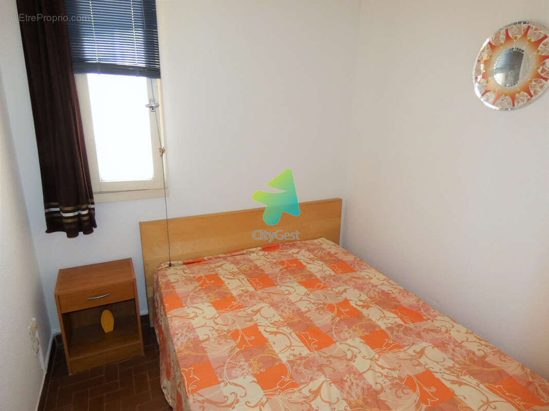 Appartement T2 Cabine avec Parking et Terrasse Vue Port - photo 4