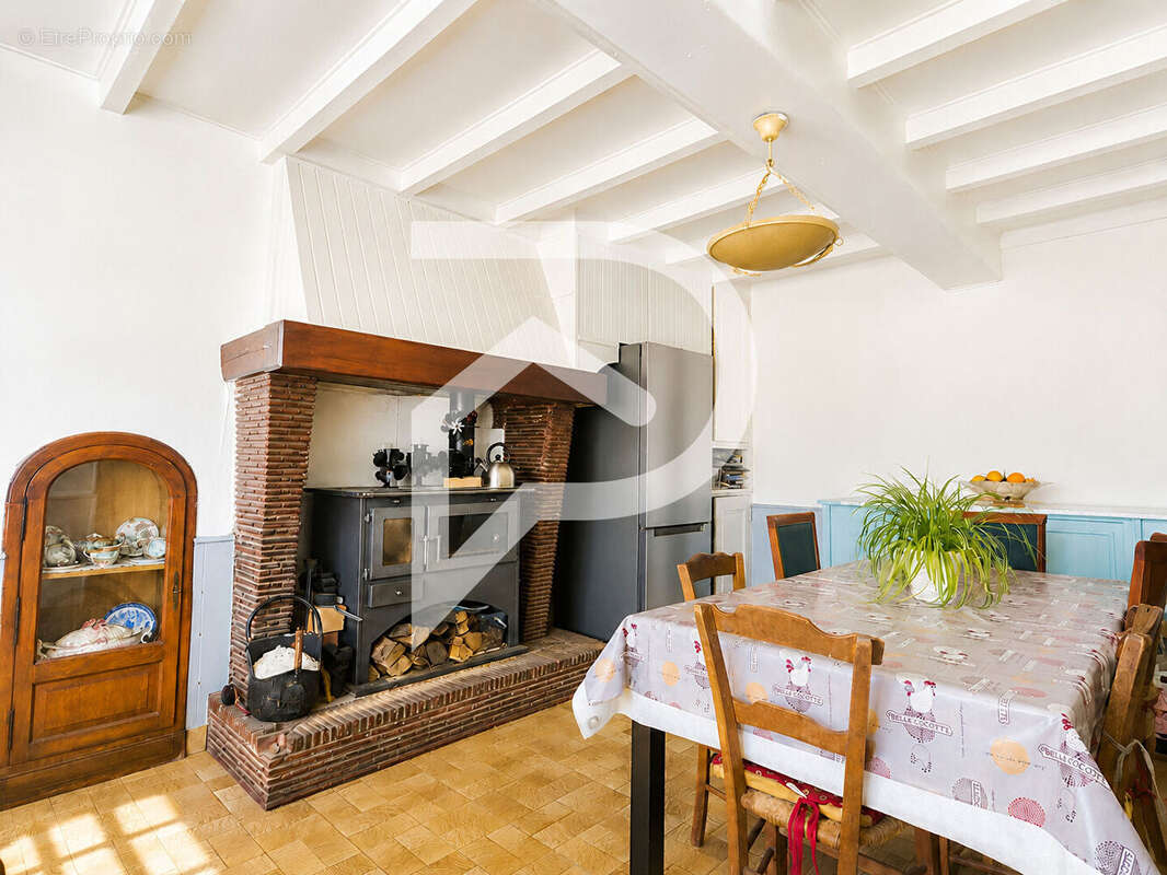 Maison Le Bez 6 pièces 114 m² - photo 6
