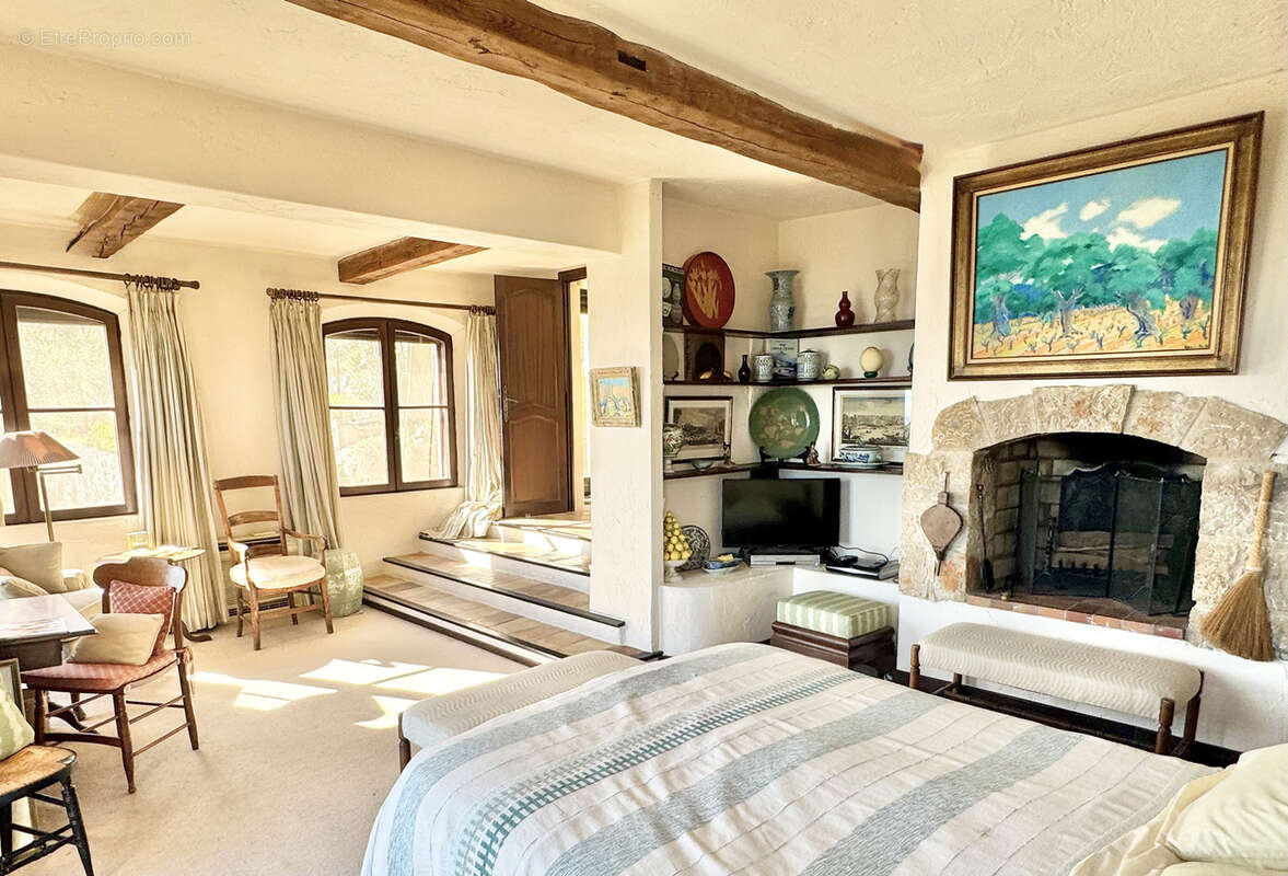 Maison à SPERACEDES