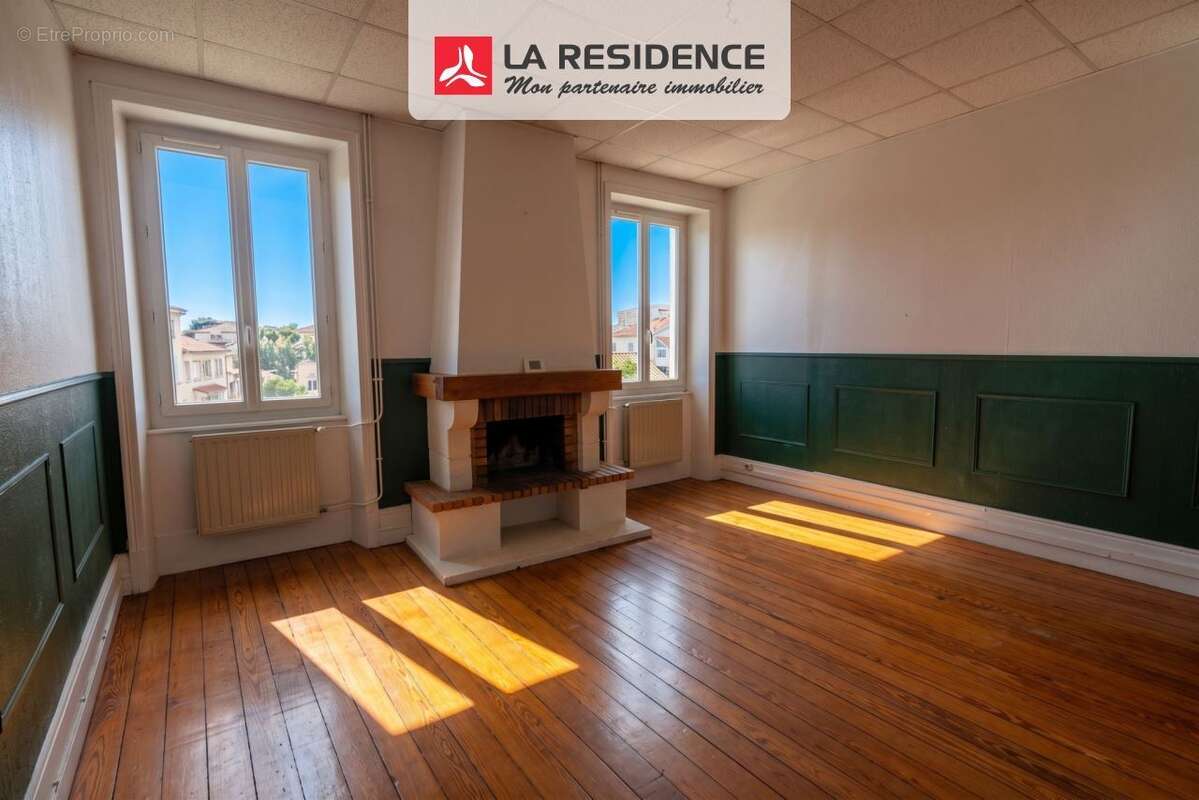 Appartement 72 m² à Tournon-Sur-Rhone  - photo 3