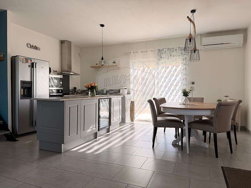 Maison à SAINT-OUEN-SUR-LOIRE