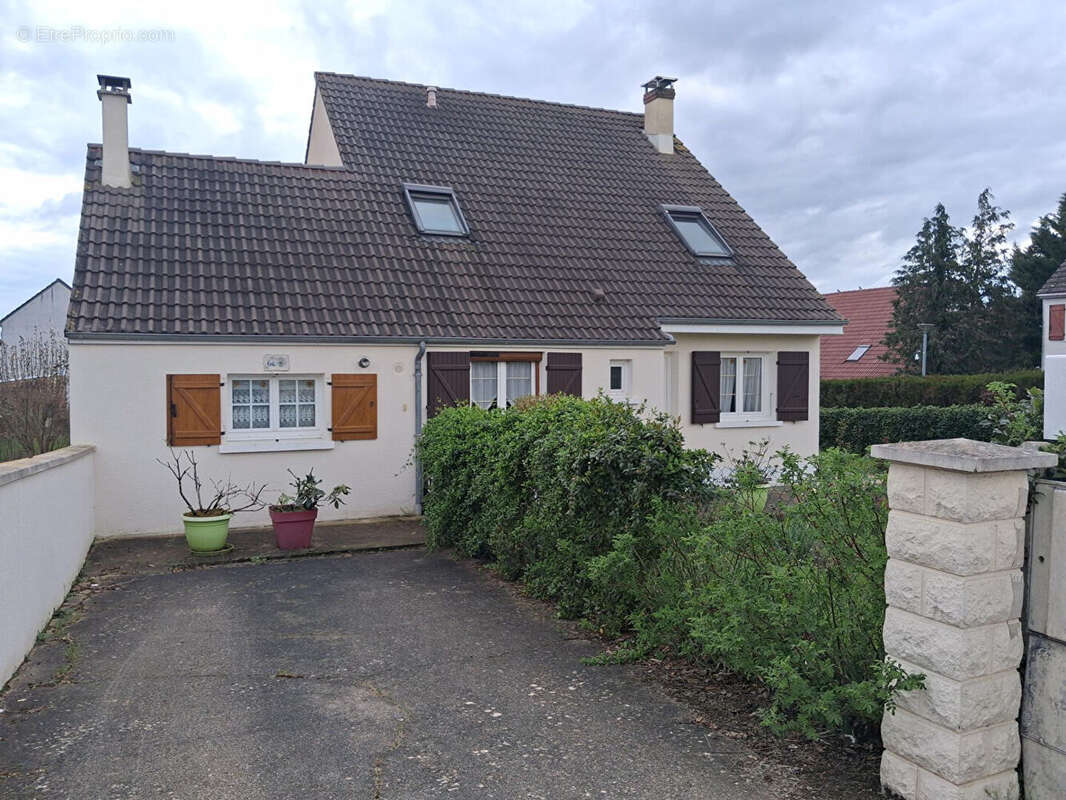 Maison à LA CHARITE-SUR-LOIRE