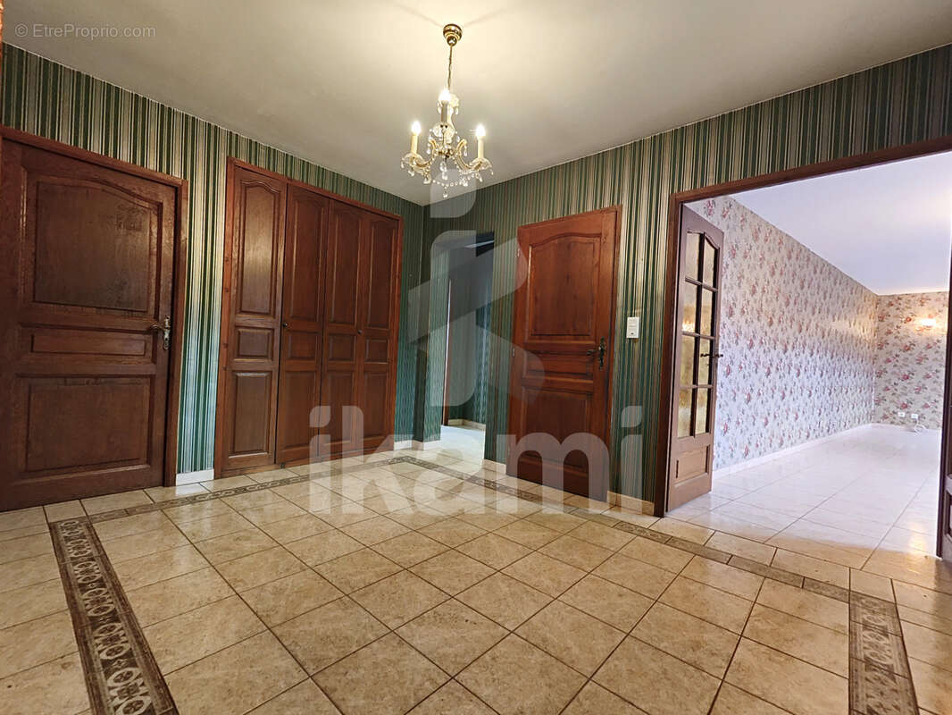Maison à VILLEVOCANCE