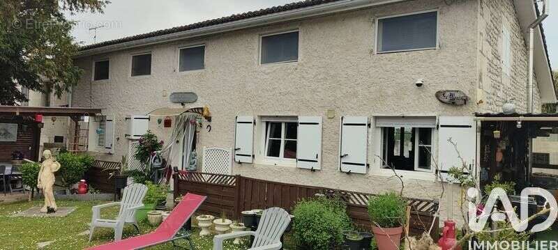 Photo 5 - Maison à SAINTES