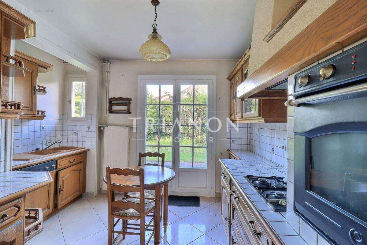 Maison à VILLIERS-SAINT-FREDERIC