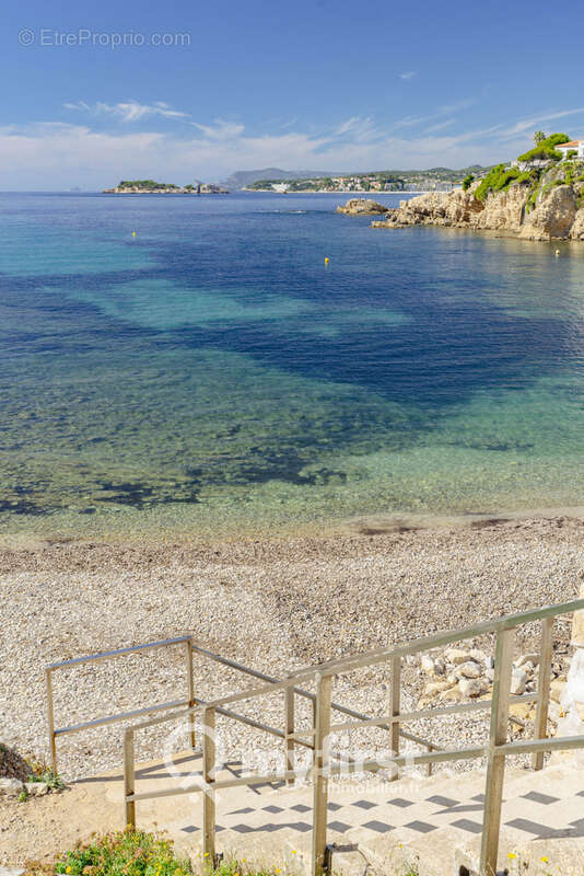 Appartement à SANARY-SUR-MER