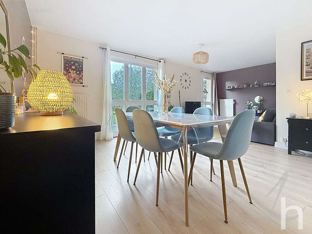 Maison à BRETTEVILLE-SUR-ODON