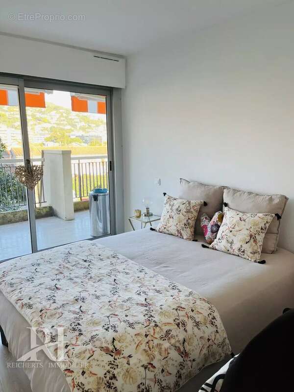 Appartement à MANDELIEU-LA-NAPOULE