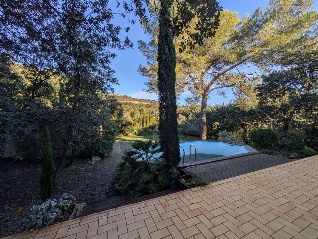 Maison à SAINT-MATHIEU-DE-TREVIERS