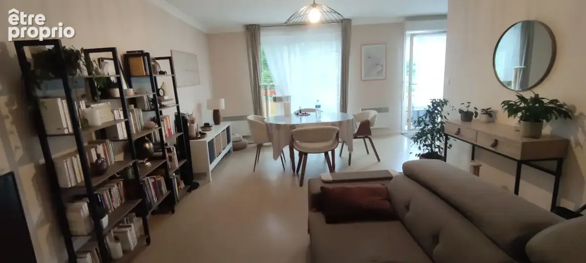 Appartement à LIFFRE