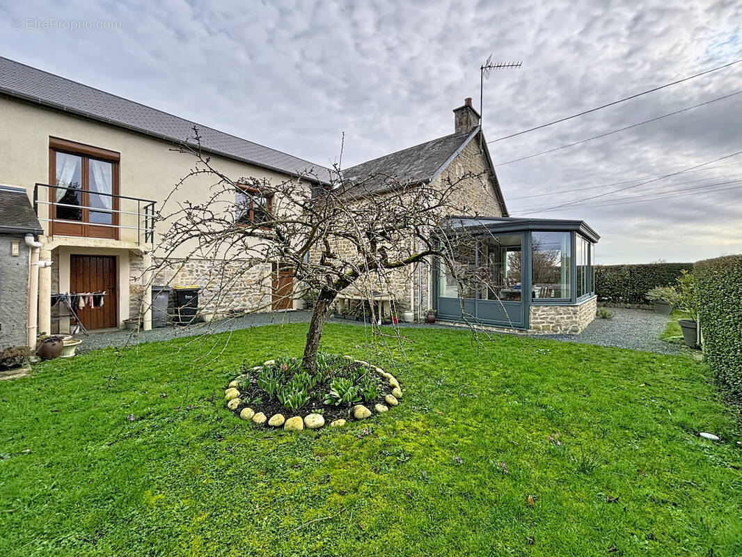 Maison à HOTTOT-LES-BAGUES