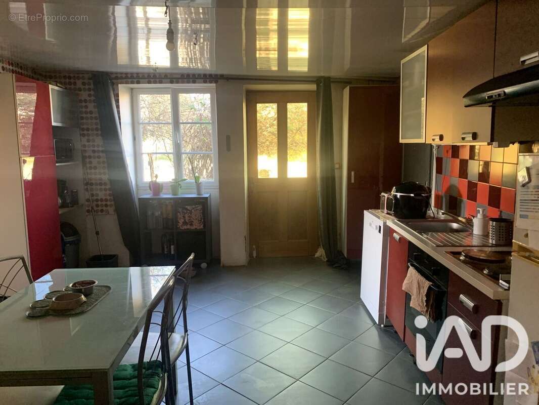 Maison 96 m² à Guyonvelle  - photo 3