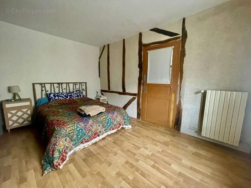 Maison à AMBILLOU-CHATEAU