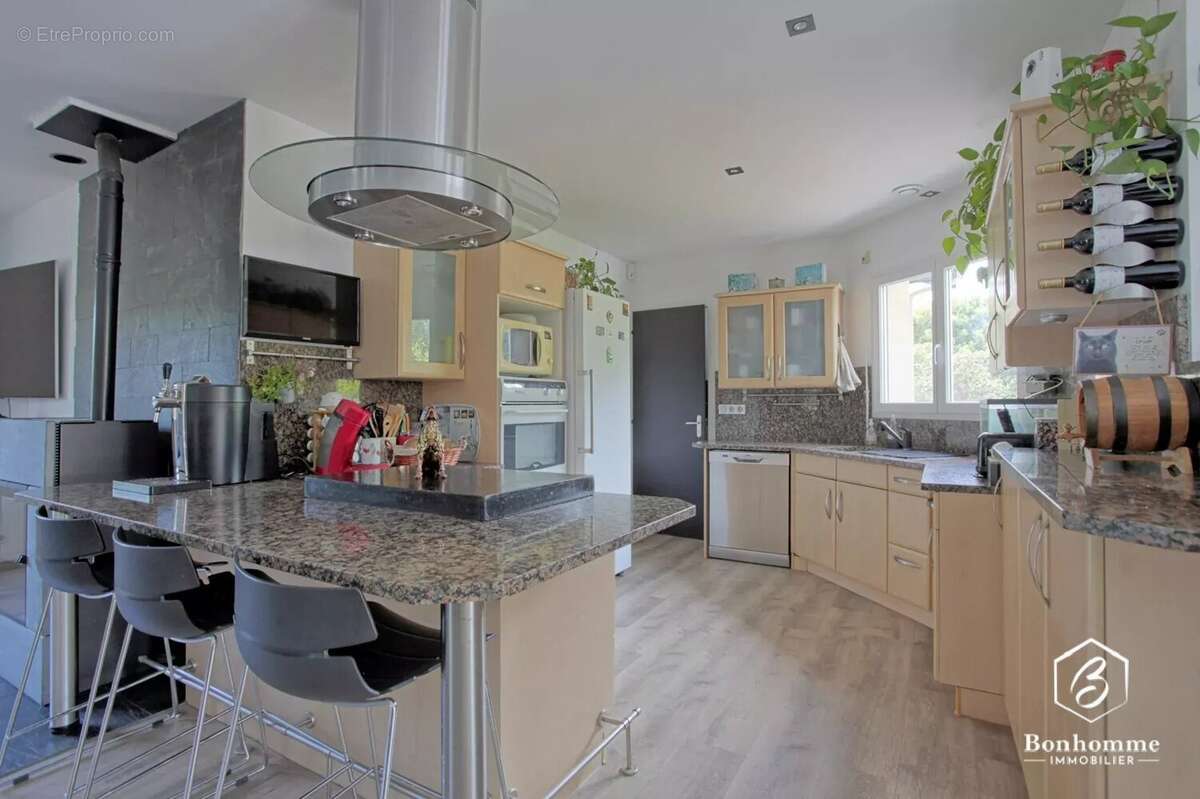 Maison 7 pièces 155 m² - Saint-Morillon - photo 3