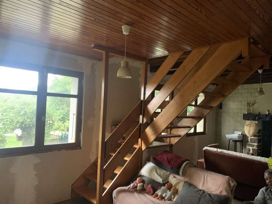 Maison de caractère avec vaste dépendance, 4 chambres et un potentiel exceptionnel - photo 10