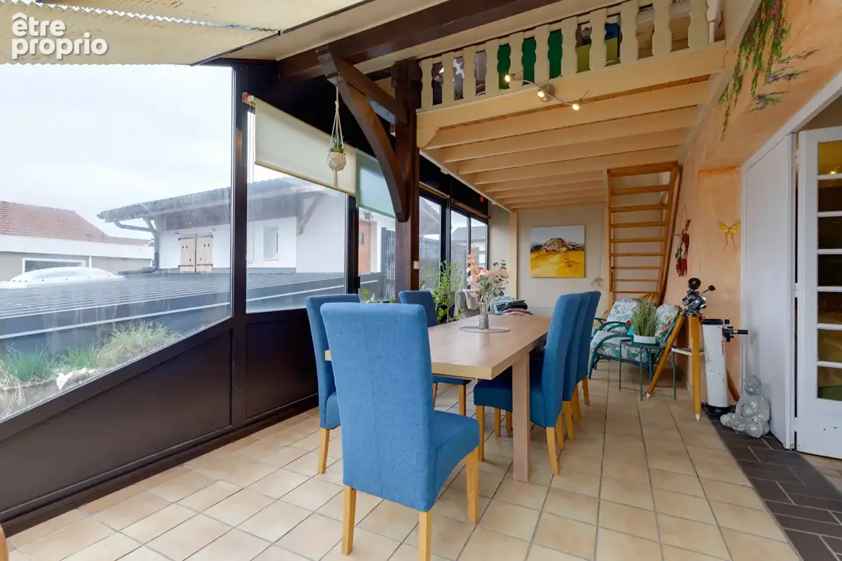 Maison T5 de 194 m² avec vue sur la montagne - photo 8