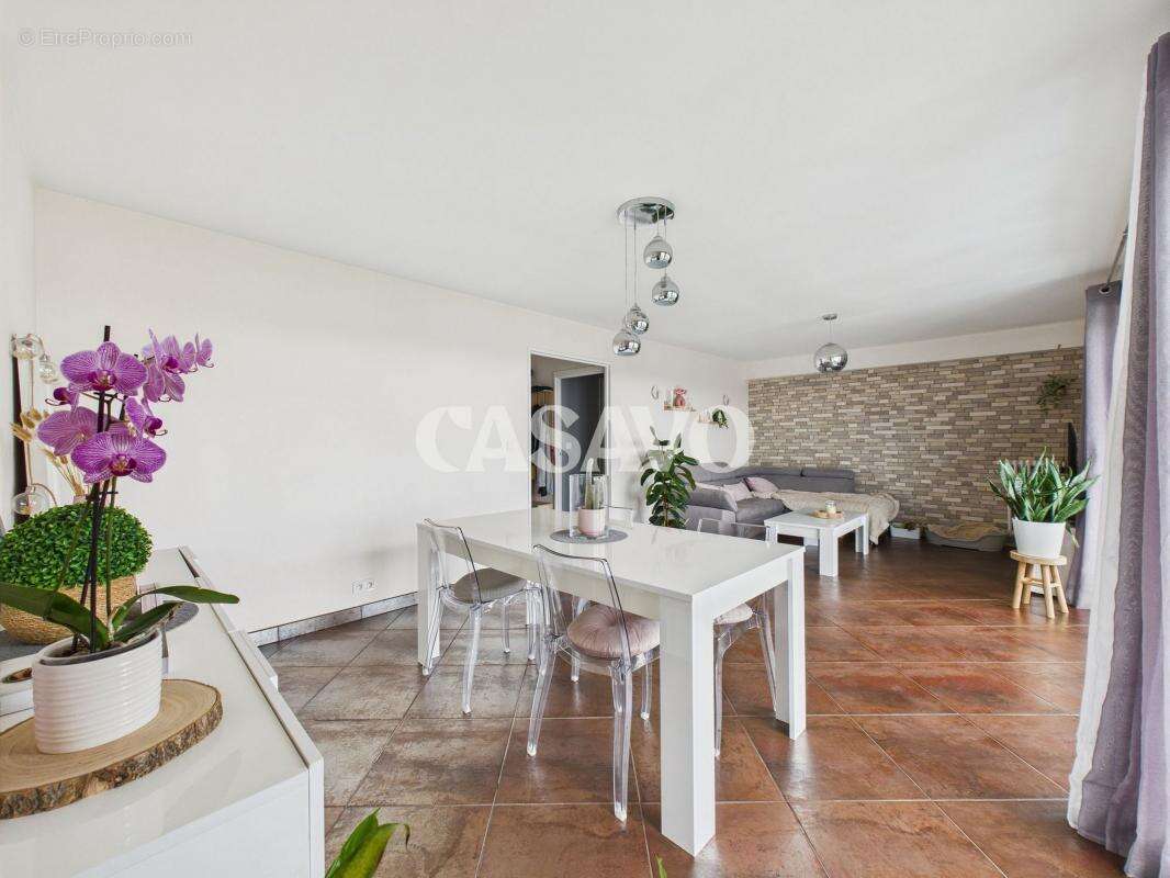 Appartement à LA FRETTE-SUR-SEINE