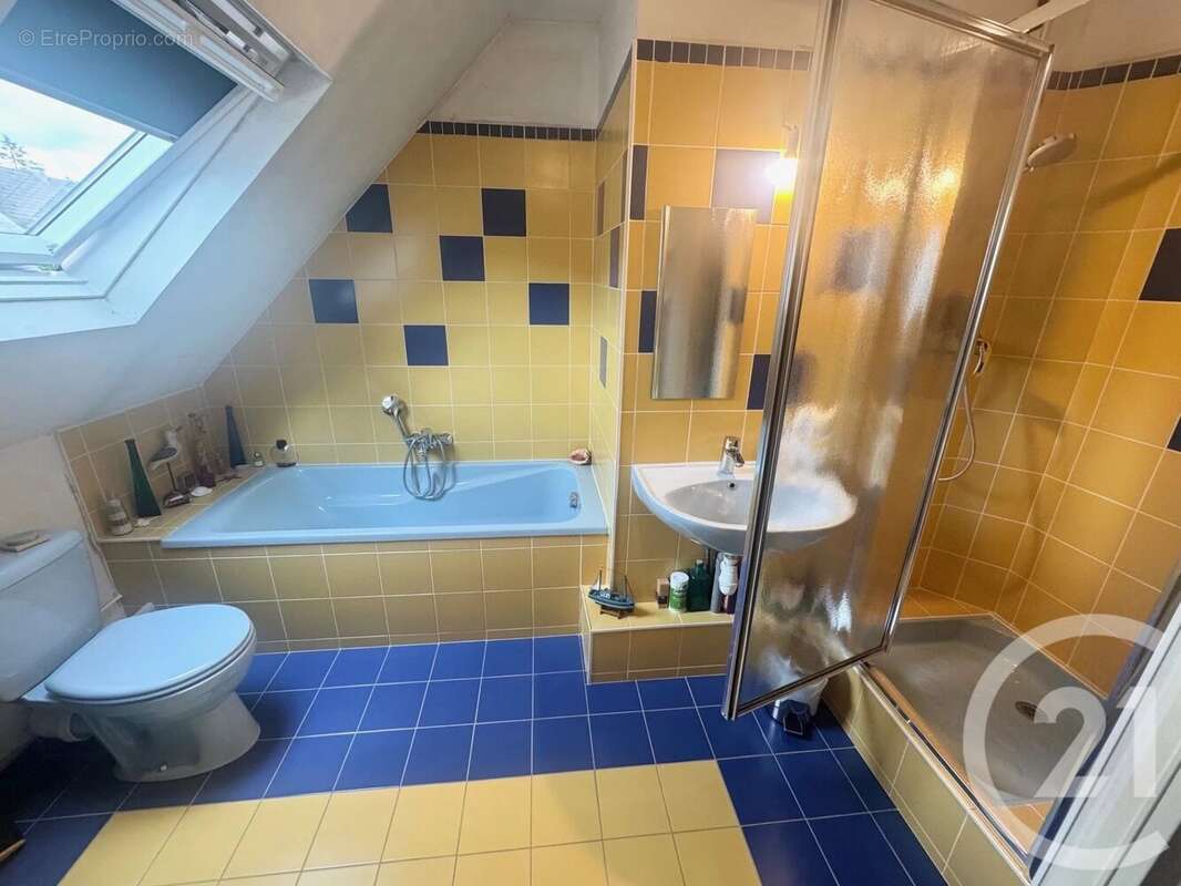 Maison à SAINT-MARTIN-DU-TERTRE