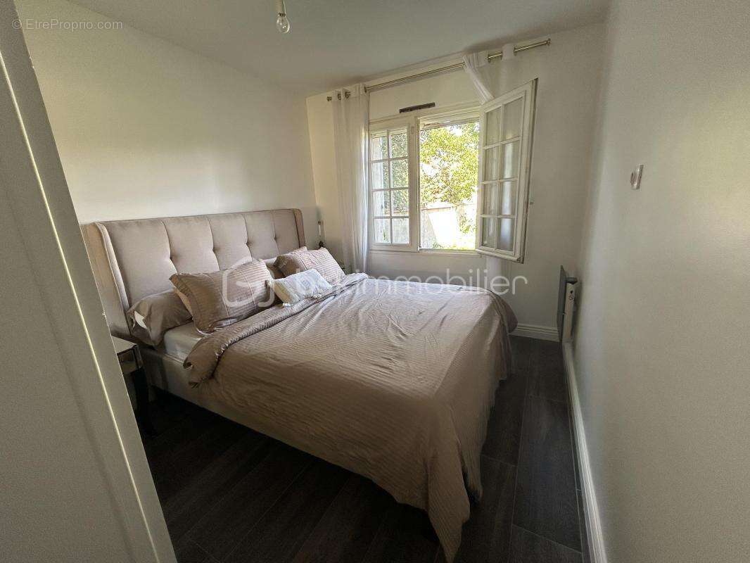 Maison à CHOISY-LE-ROI