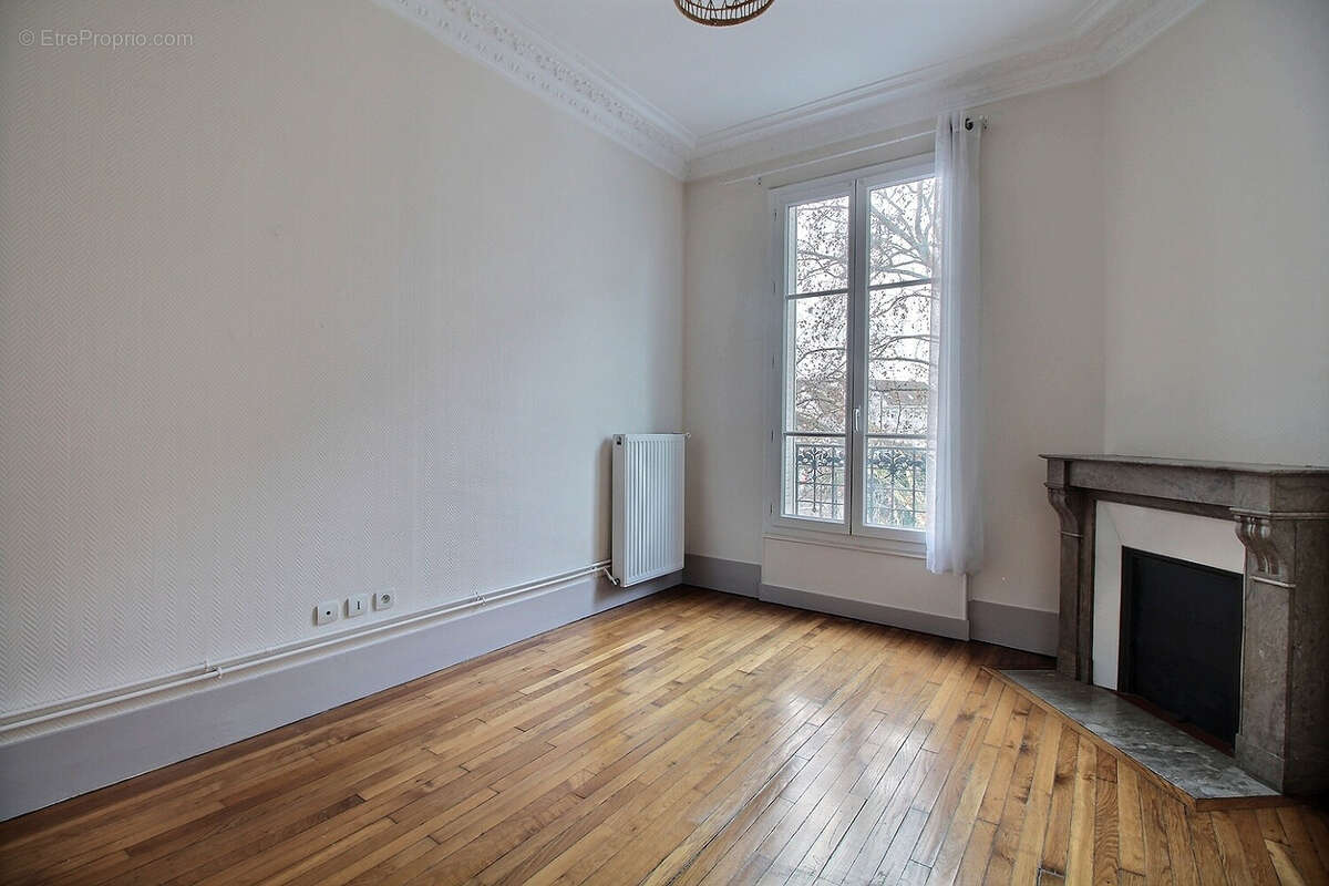 Appartement à COLOMBES