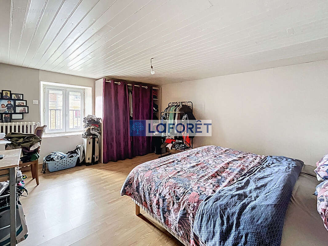 Maison 296 m² à Orges  - photo 8