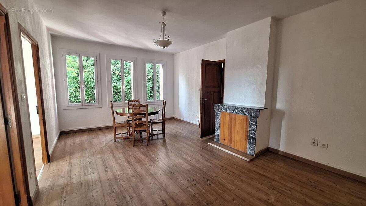 Appartement à SALIES-DU-SALAT