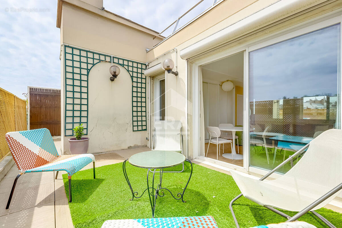 Appartement à PARIS-17E