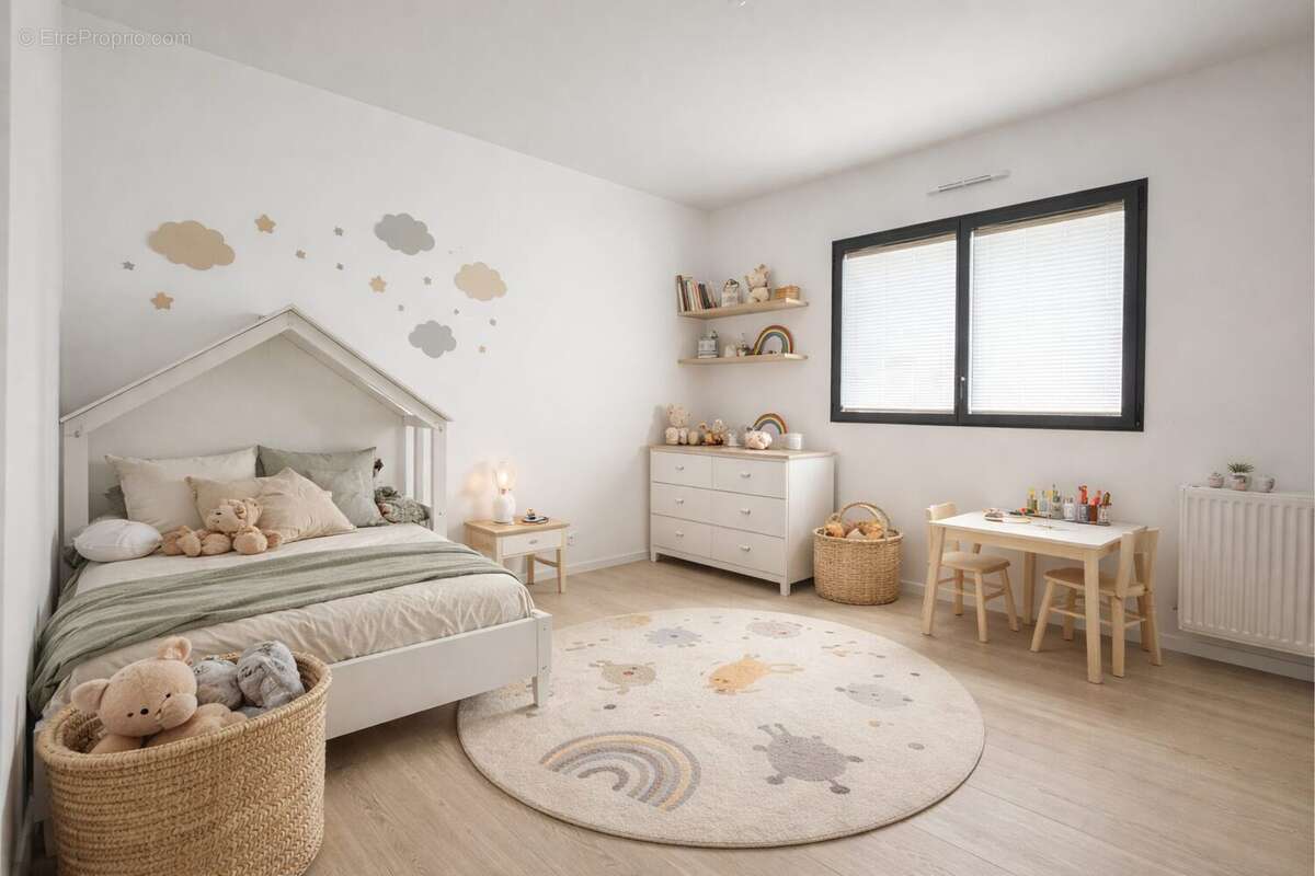 Maison à VERN-SUR-SEICHE