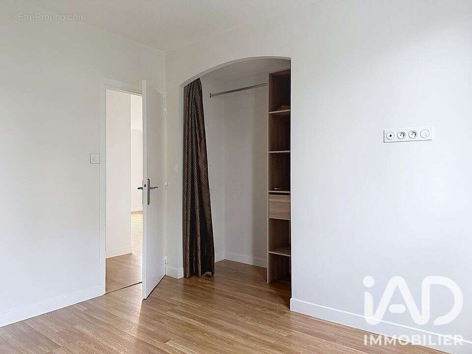 Appartement 64 m² à Romans-Sur-Isere  - photo 7