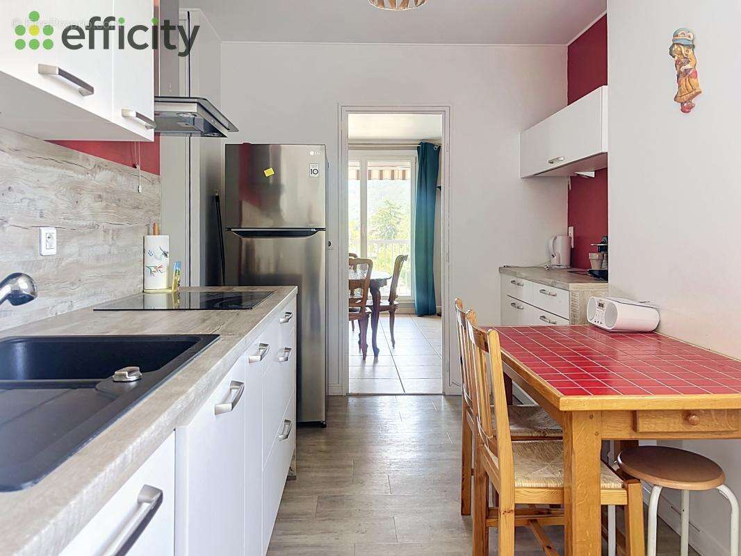 Appartement à FONTAINES-SUR-SAONE